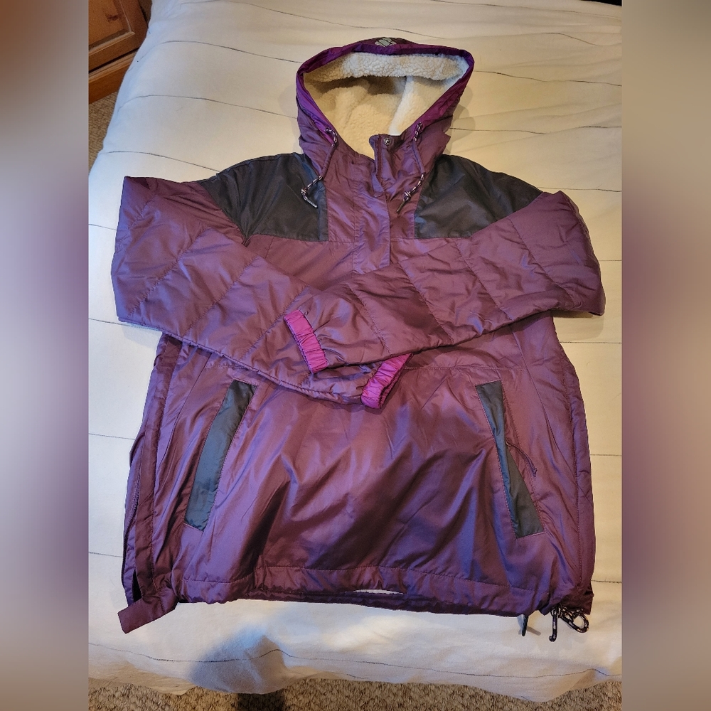 Women's Purple Colombia Pull Over Jacket